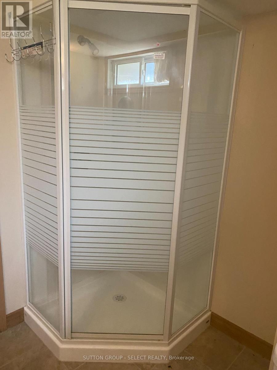 7 Arva Court, Strathroy-Caradoc, Ontario  N7G 3R5 - Photo 23 - X13034126