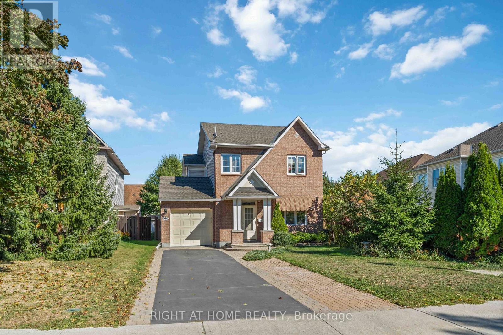 160 GRASSY PLAINS DRIVE, Ottawa, Ontario