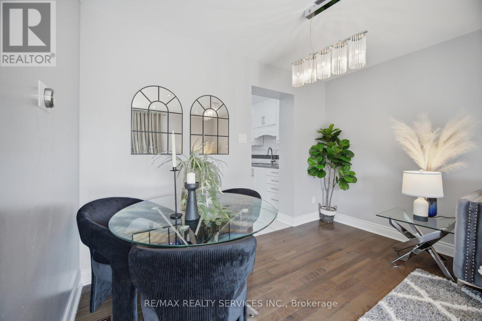 97 Greene Drive, Brampton, Ontario  L6V 2P2 - Photo 11 - W13038566