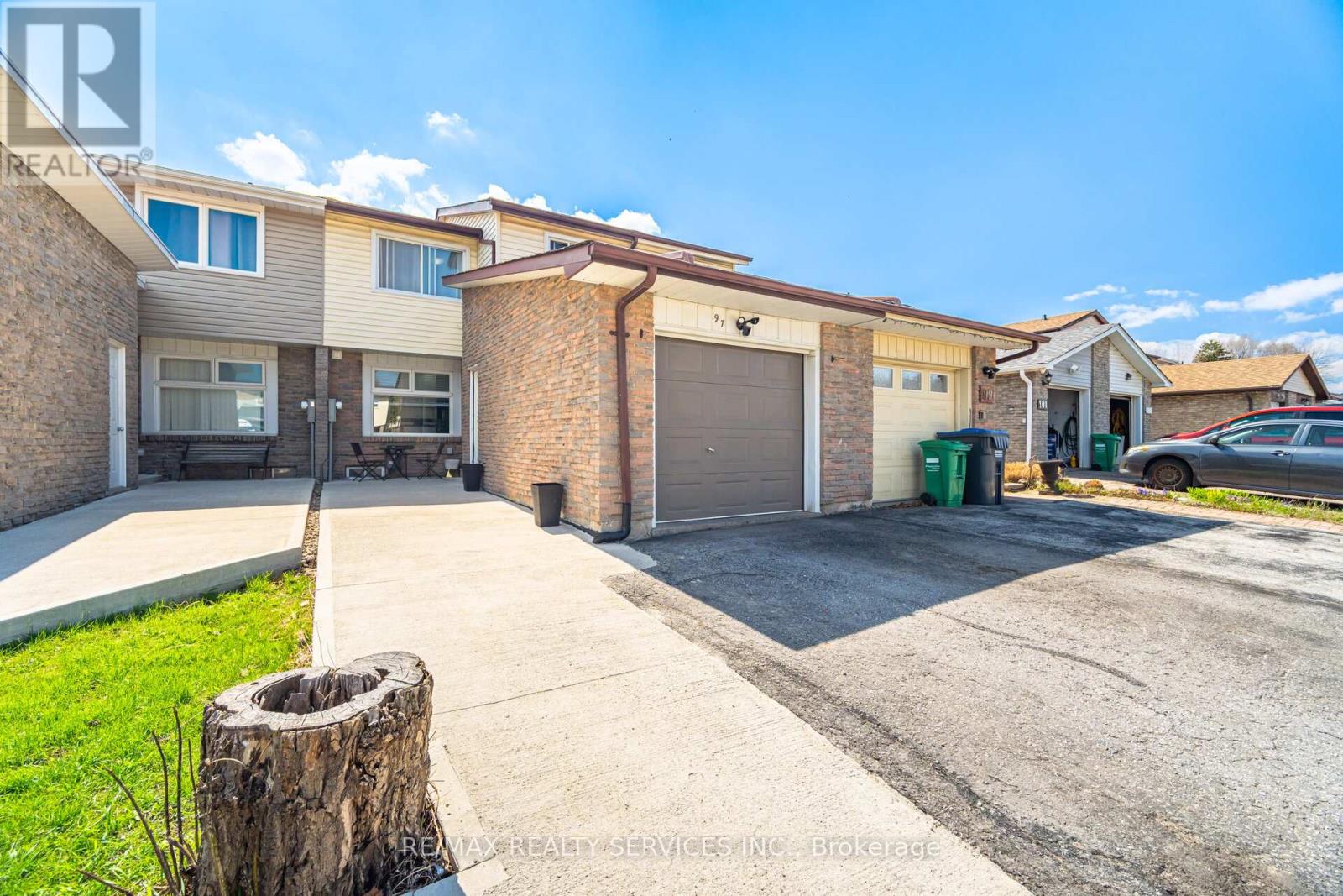 97 Greene Drive, Brampton, Ontario  L6V 2P2 - Photo 2 - W13038566