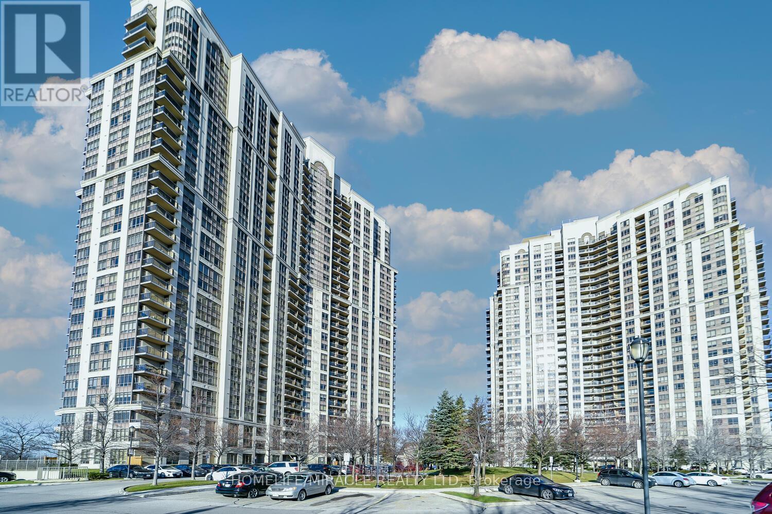 2220 - 700 HUMBERWOOD BOULEVARD, Toronto, Ontario