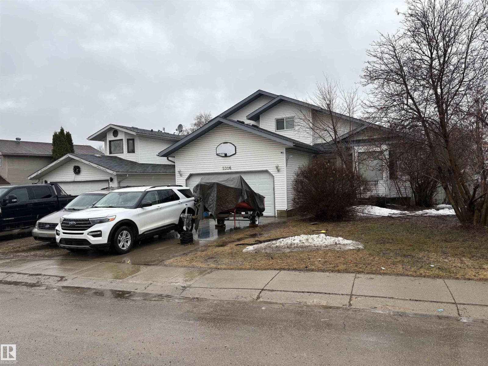 5306 44 ST, cold lake, Alberta