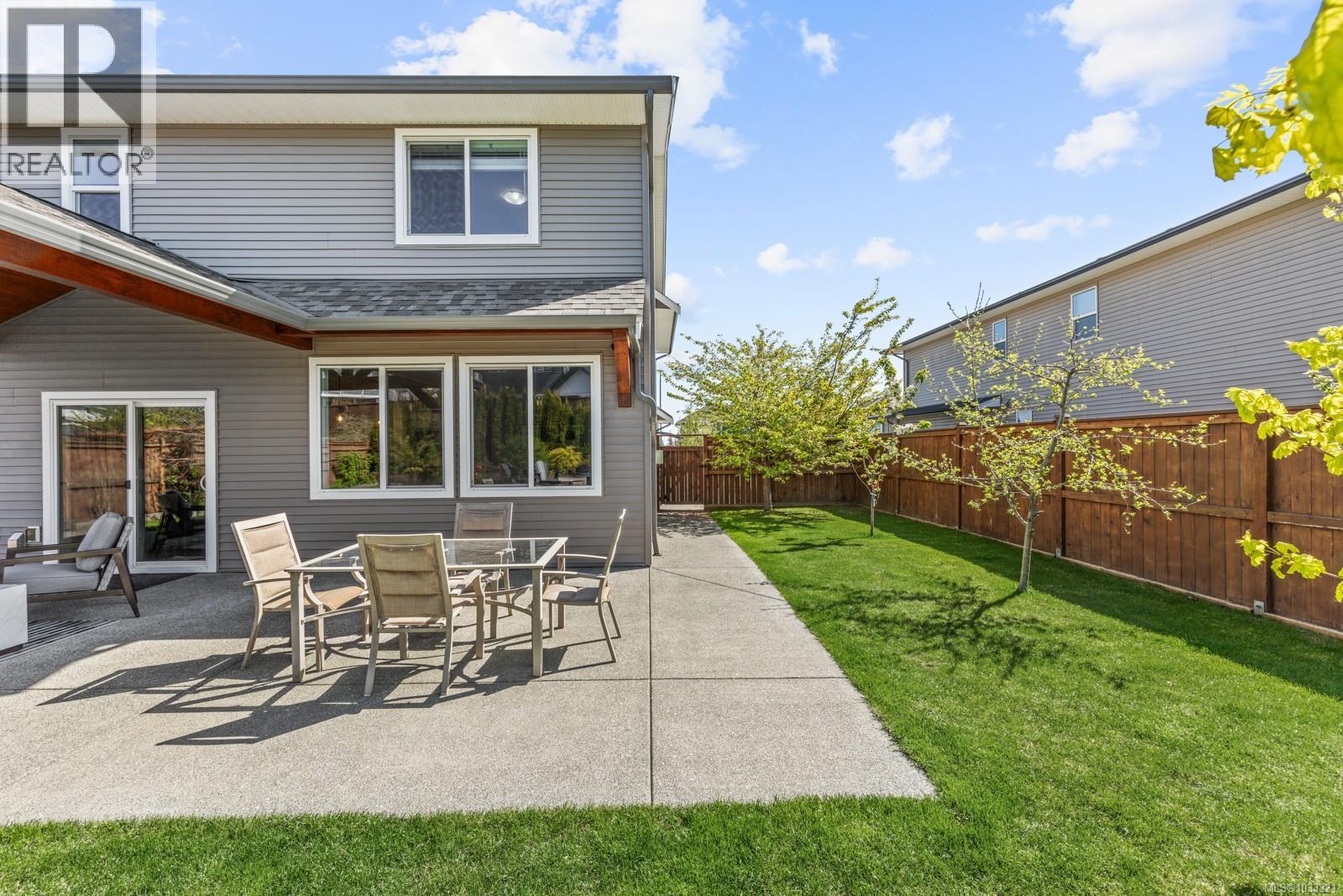 3349 Bolton St, Cumberland, British Columbia  V0R 1S0 - Photo 59 - 1033321