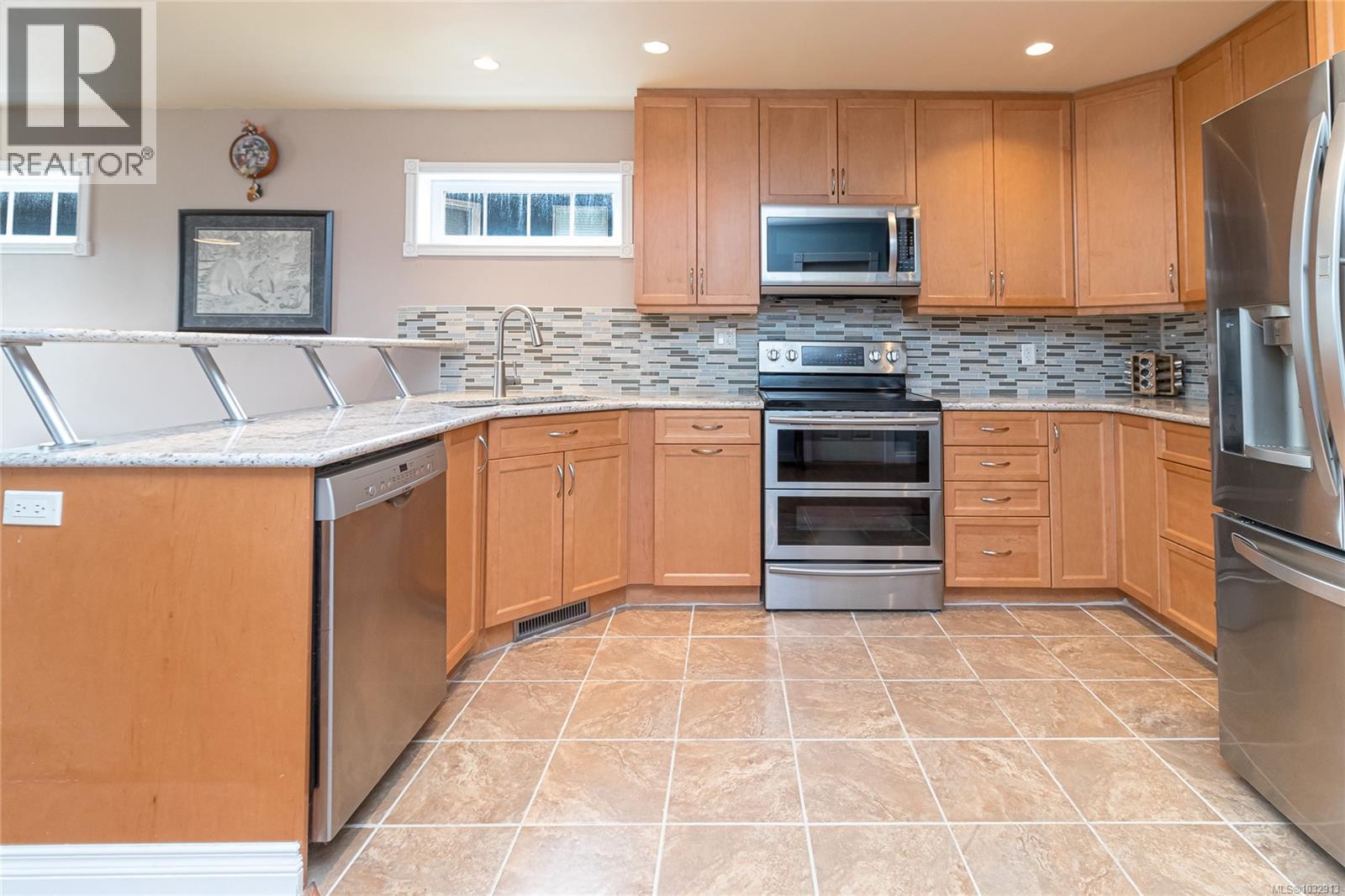 24 Vickery Rd, View Royal, British Columbia  V9B 1M4 - Photo 15 - 1032913