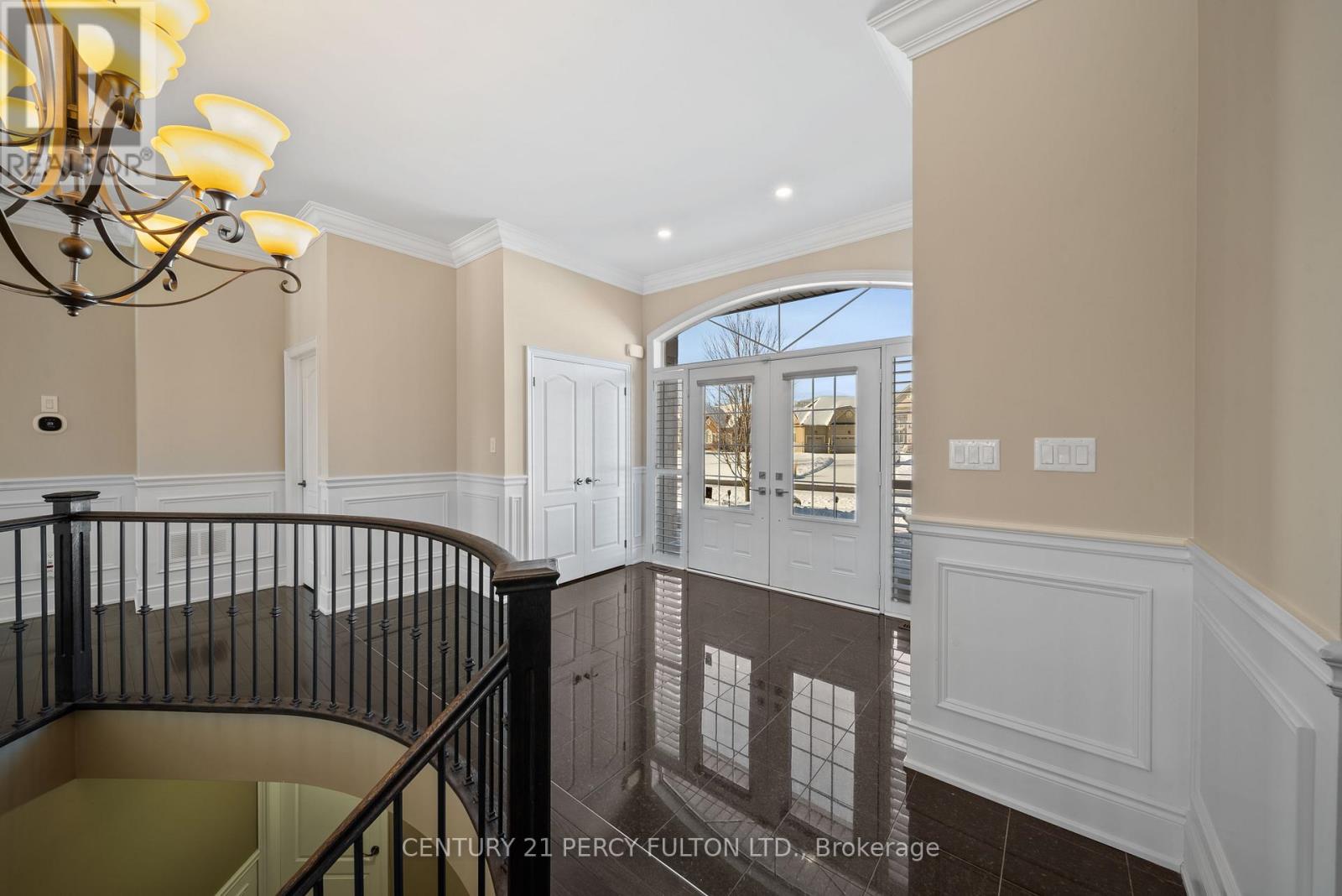 5121 Tom Thomson Court, Pickering, Ontario  L1Y 0A1 - Photo 12 - E13038522