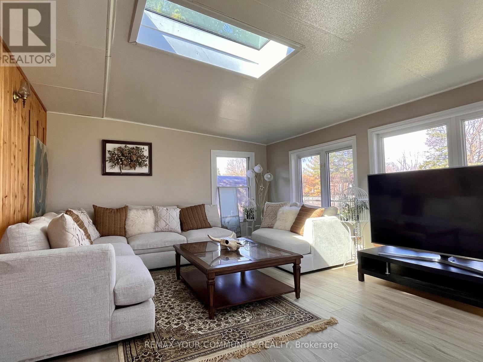 37 Canal Street, Georgina, Ontario  L4P 1K6 - Photo 23 - N13017942