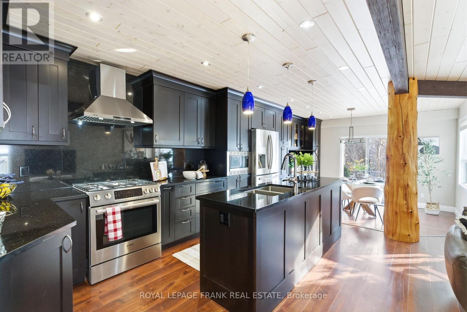 9 Royal Pines Court, Clarington, Ontario  L1C 4P4 - Photo 11 - E12952426