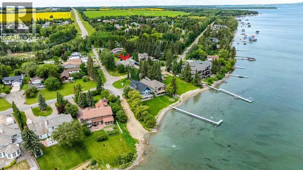 2 Grand Avenue, Norglenwold, Alberta