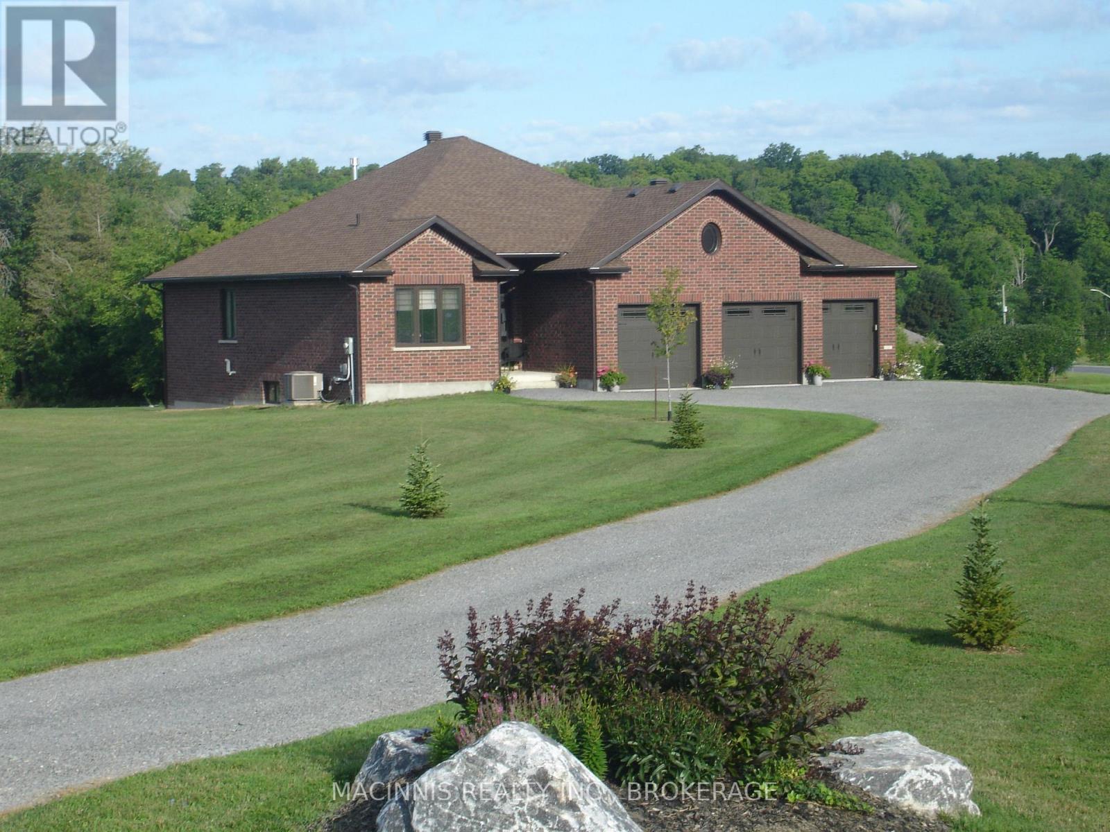 4 Sandstone Court, Frontenac, Ontario  K0H 1H0 - Photo 3 - X13038694