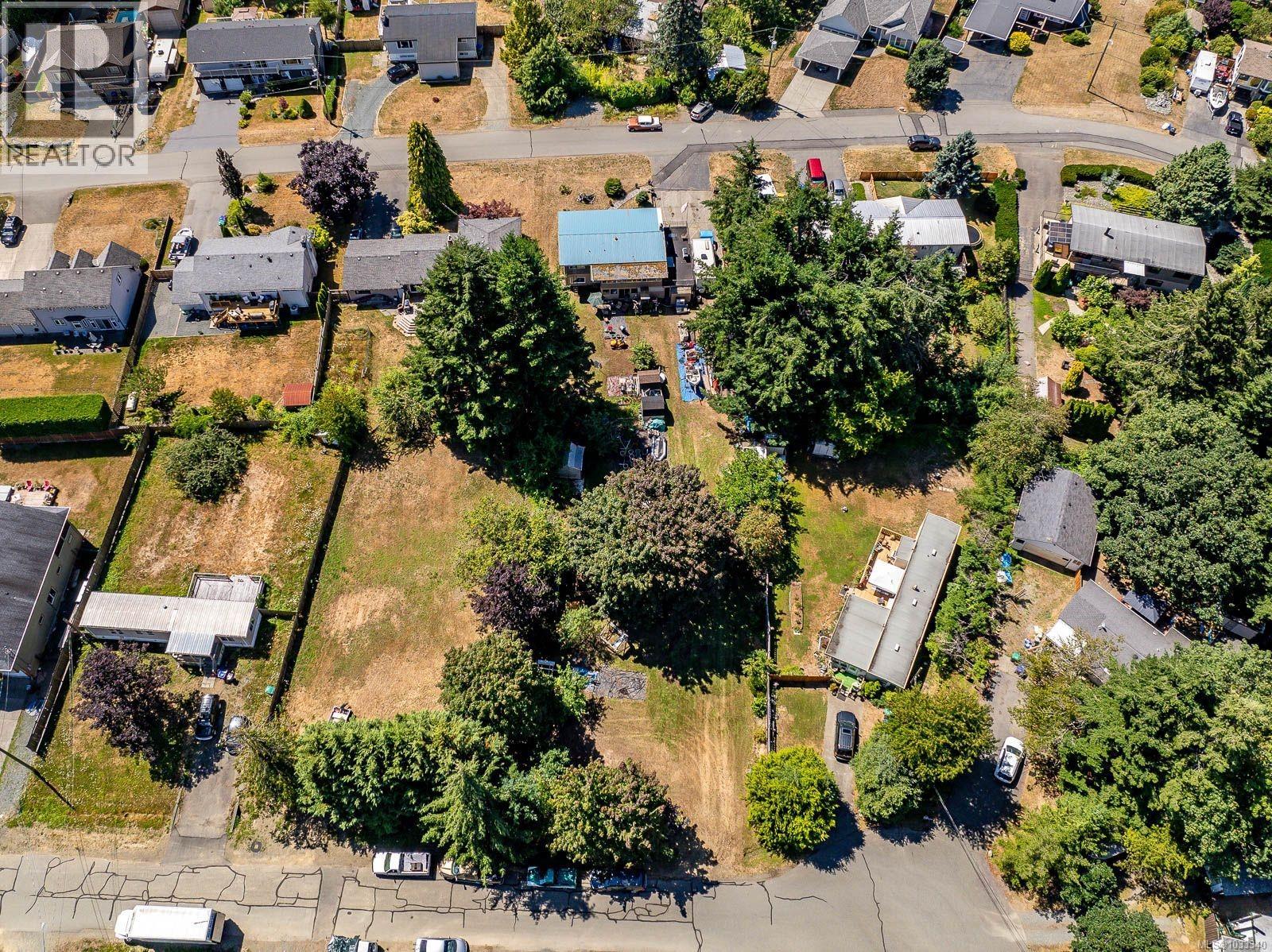 4732 Oakridge Dr, Courtenay, British Columbia  V9N 6A8 - Photo 32 - 1033340