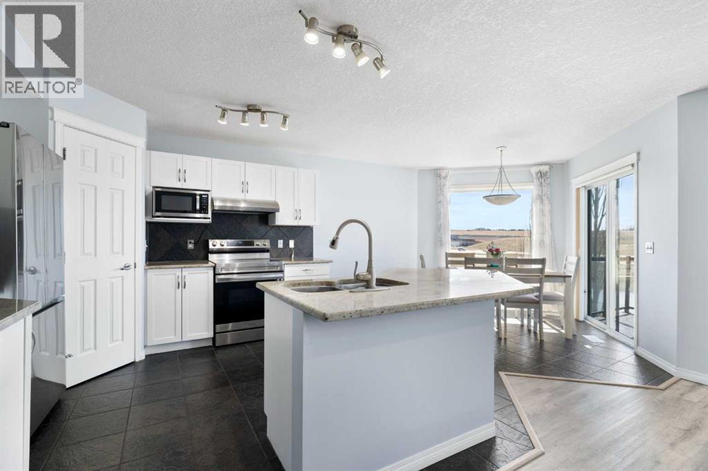 57 Bridlecrest Court SW, Calgary, Alberta  T2Y 5J3 - Photo 13 - A2304644