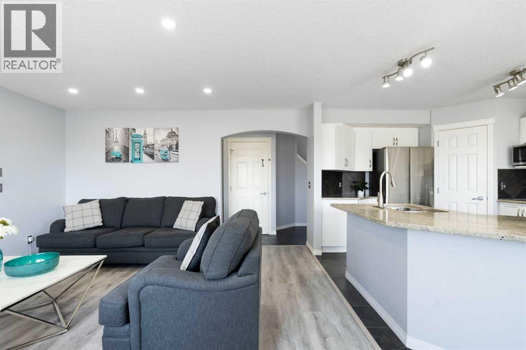 57 Bridlecrest Court SW, Calgary, Alberta  T2Y 5J3 - Photo 10 - A2304644