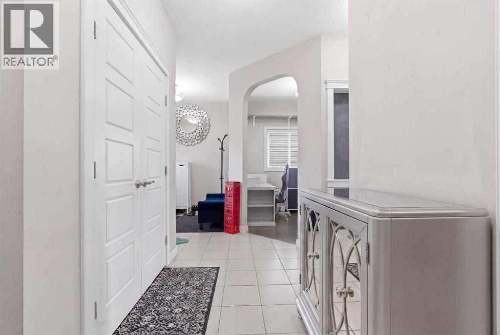 2620 Ravenslea Gardens Se, Airdrie, Alberta  T4A 0T2 - Photo 7 - A2304657