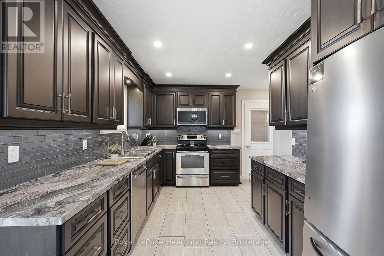 25 Vincent Street, South Bruce, Ontario  N0G 2J0 - Photo 9 - X13038682