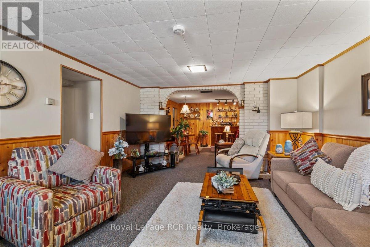 576 17th Avenue, Hanover, Ontario  N4N 3A9 - Photo 20 - X13038696