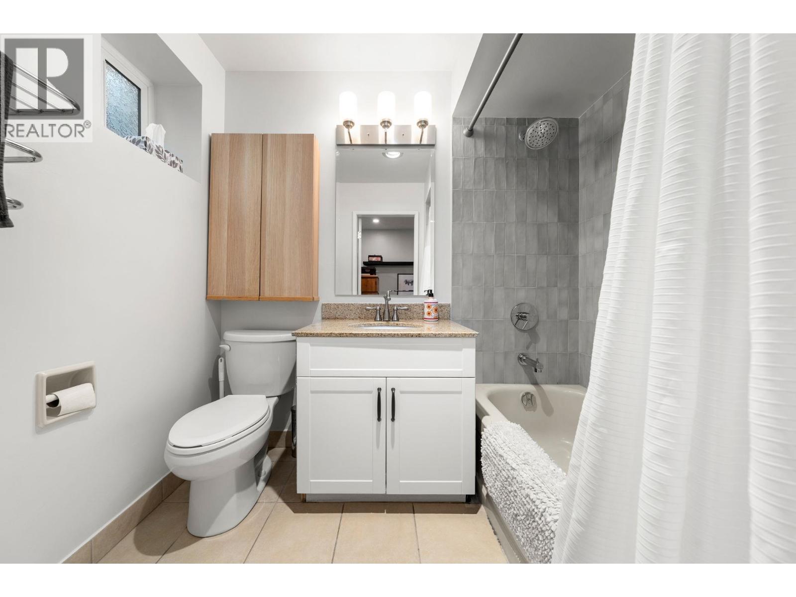 3300 Mahon Avenue, North Vancouver, British Columbia  V7N 3T5 - Photo 33 - R3115417