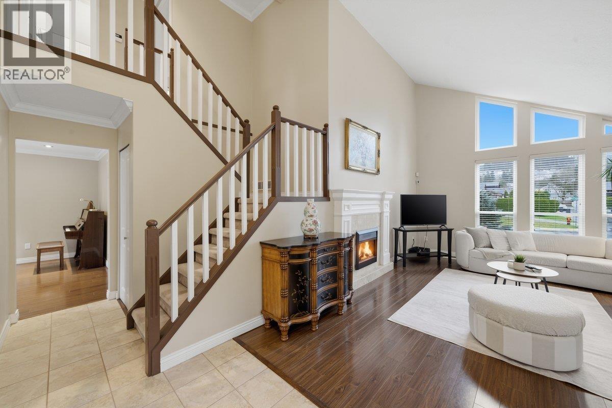 2808 Mccoomb Drive, Coquitlam, British Columbia  V3B 6B3 - Photo 6 - R3115421