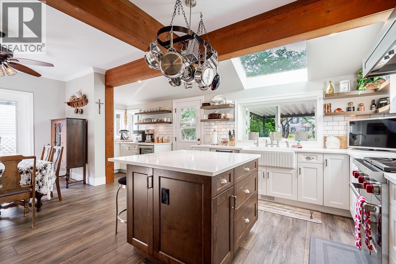 20307 Ditton Street, Maple Ridge, British Columbia  V2X 1B7 - Photo 18 - R3115431