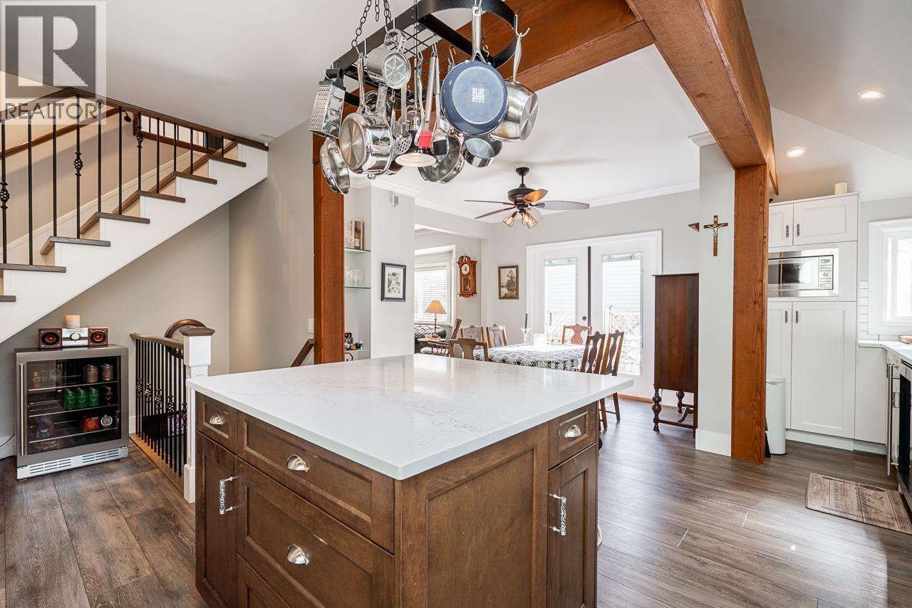 20307 Ditton Street, Maple Ridge, British Columbia  V2X 1B7 - Photo 19 - R3115431