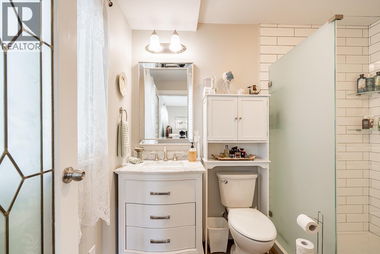 20307 Ditton Street, Maple Ridge, British Columbia  V2X 1B7 - Photo 24 - R3115431