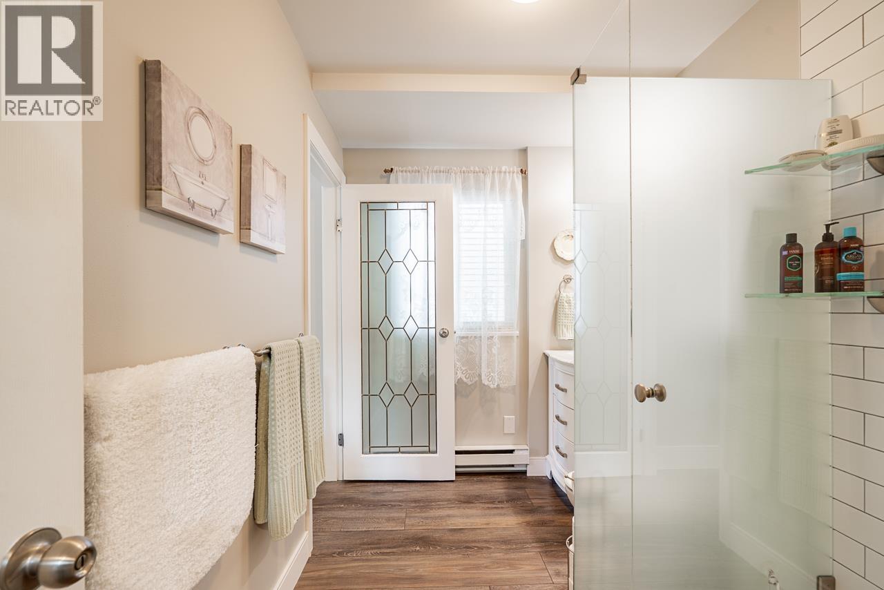 20307 Ditton Street, Maple Ridge, British Columbia  V2X 1B7 - Photo 25 - R3115431