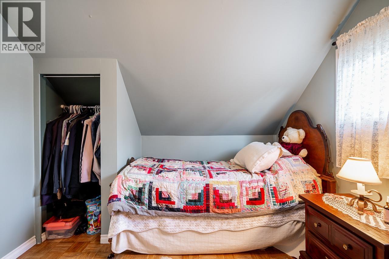 20307 Ditton Street, Maple Ridge, British Columbia  V2X 1B7 - Photo 30 - R3115431