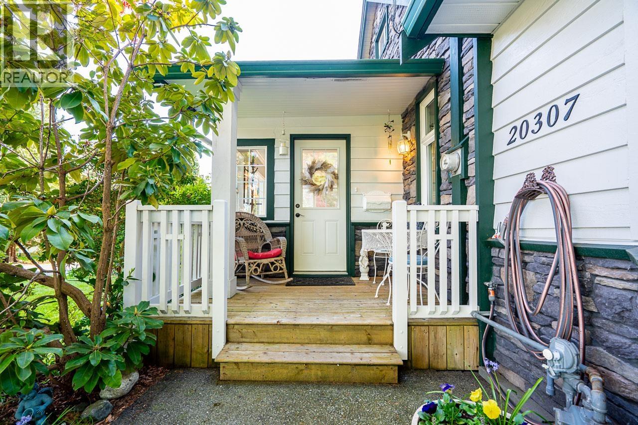 20307 Ditton Street, Maple Ridge, British Columbia  V2X 1B7 - Photo 4 - R3115431