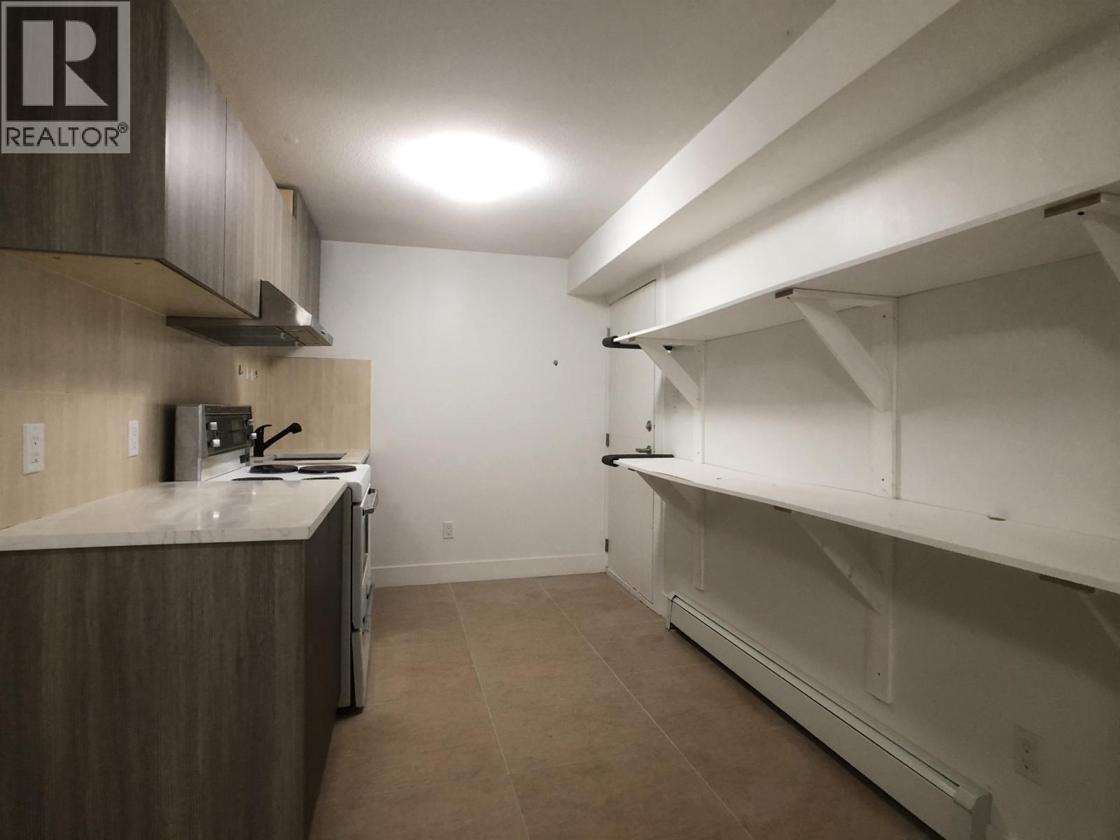 Bsmt 7841 Woodhurst Drive, Burnaby, British Columbia  V5A 4C4 - Photo 2 - R3115430