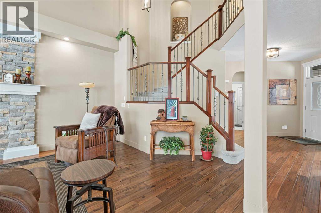 198 Westland Street, Okotoks, Alberta  T1S 0B4 - Photo 6 - A2295416