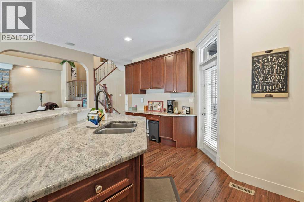 198 Westland Street, Okotoks, Alberta  T1S 0B4 - Photo 13 - A2295416