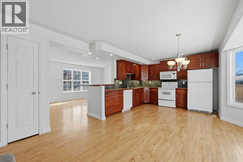 172 Somme Manor SW, Calgary, Alberta  T2T 6L5 - Photo 16 - A2296068