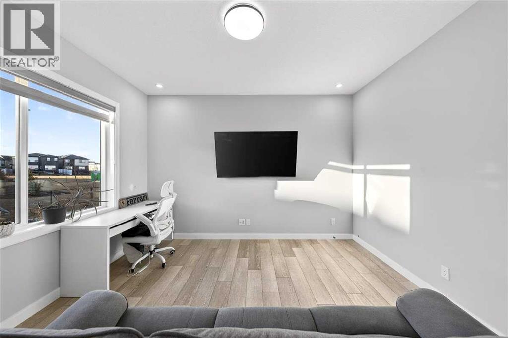 17 Belmont Green SW, Calgary, Alberta  T2X 5E3 - Photo 21 - A2299836