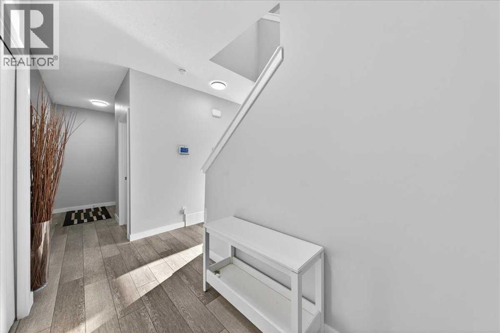 17 Belmont Green SW, Calgary, Alberta  T2X 5E3 - Photo 8 - A2299836