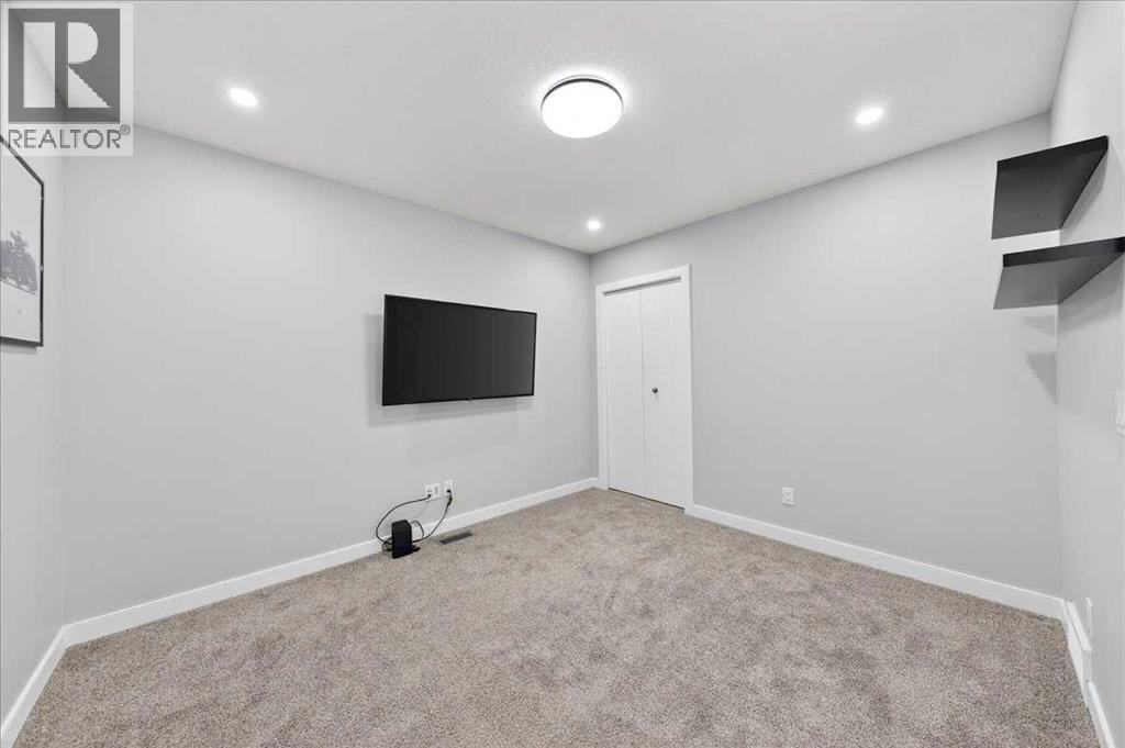 17 Belmont Green SW, Calgary, Alberta  T2X 5E3 - Photo 33 - A2299836