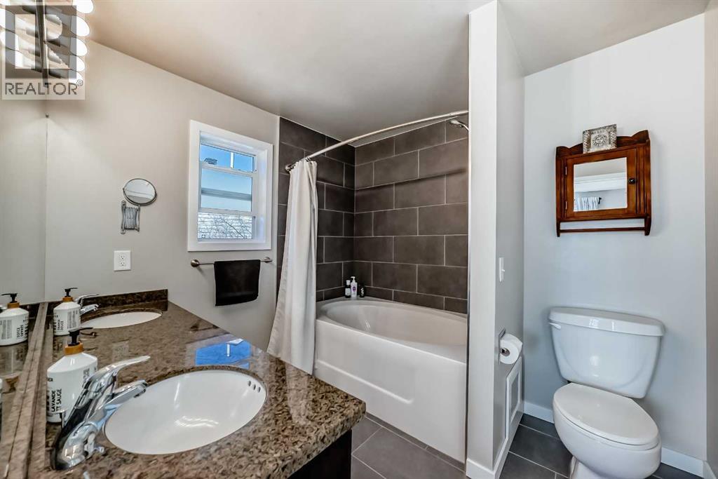 555 Woodbine Boulevard Sw, Calgary, Alberta  T2W 4P5 - Photo 19 - A2303348