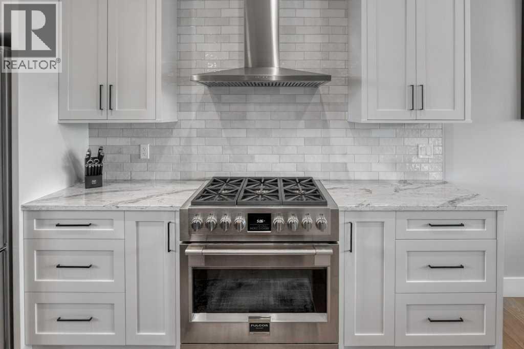 32172 Willow Way, Rural Rocky View County, Alberta  T4C 2Y4 - Photo 12 - A2303549