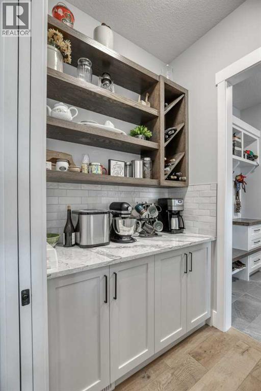 32172 Willow Way, Rural Rocky View County, Alberta  T4C 2Y4 - Photo 13 - A2303549