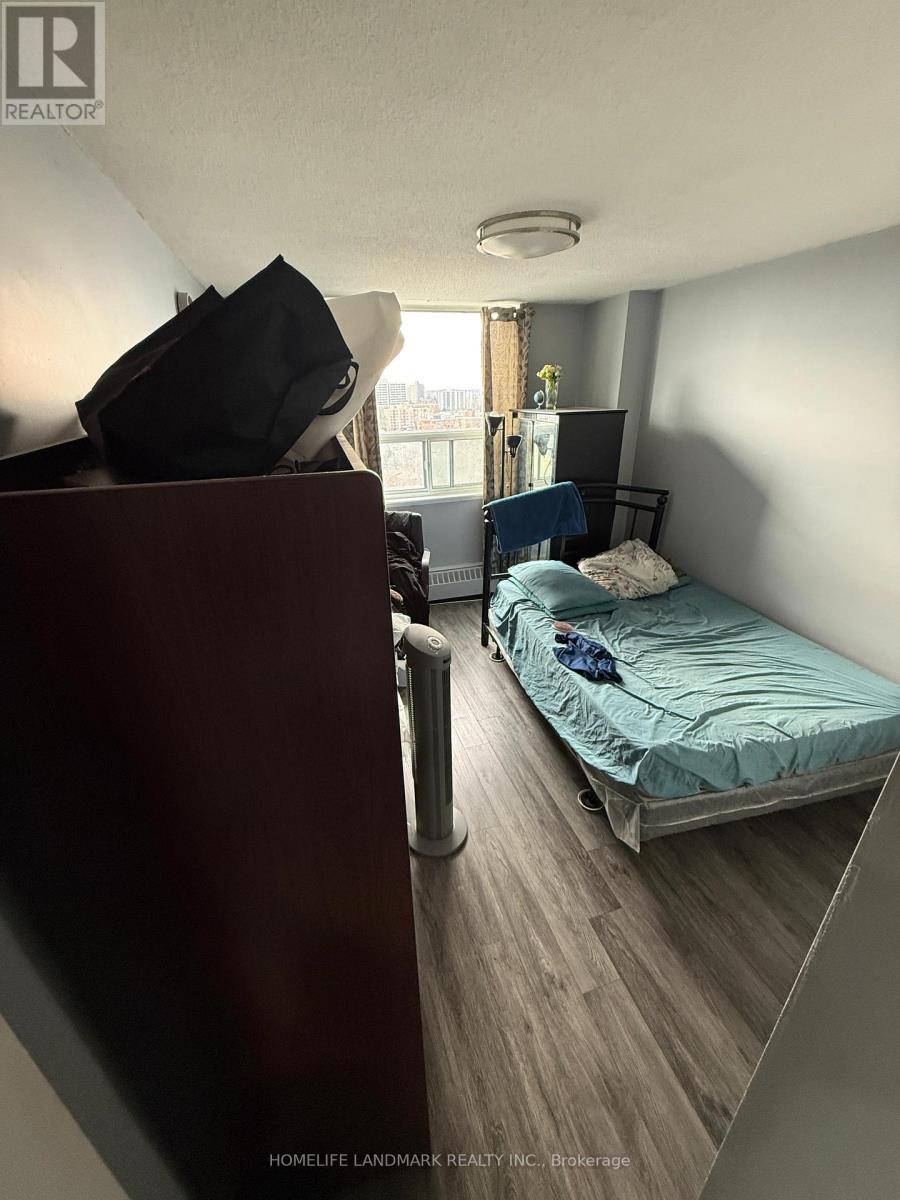 1703 - 180 Markham Road, Toronto, Ontario  M1M 2Z9 - Photo 4 - E13038680