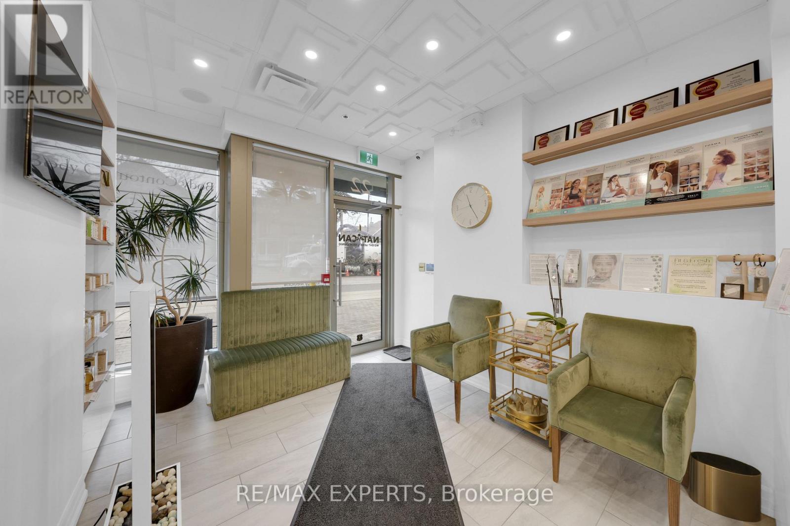 22c - 281 Woodbridge Avenue, Vaughan, Ontario  L4L 0C6 - Photo 2 - N13038666