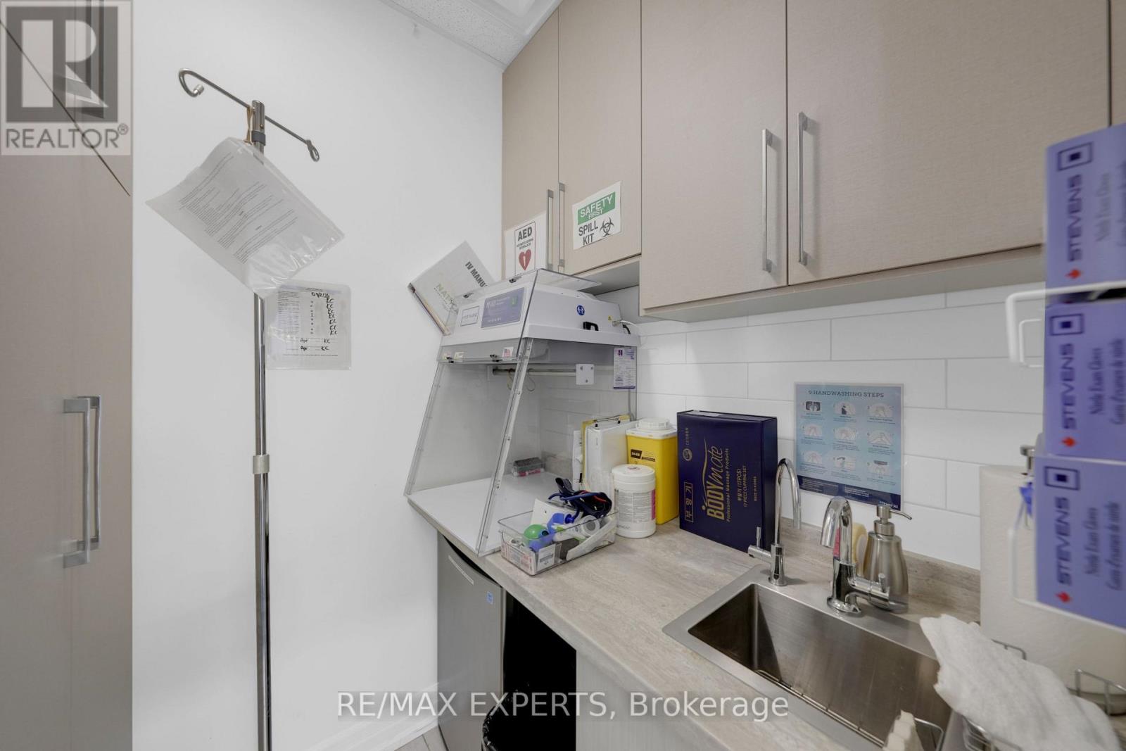 22c - 281 Woodbridge Avenue, Vaughan, Ontario  L4L 0C6 - Photo 23 - N13038666