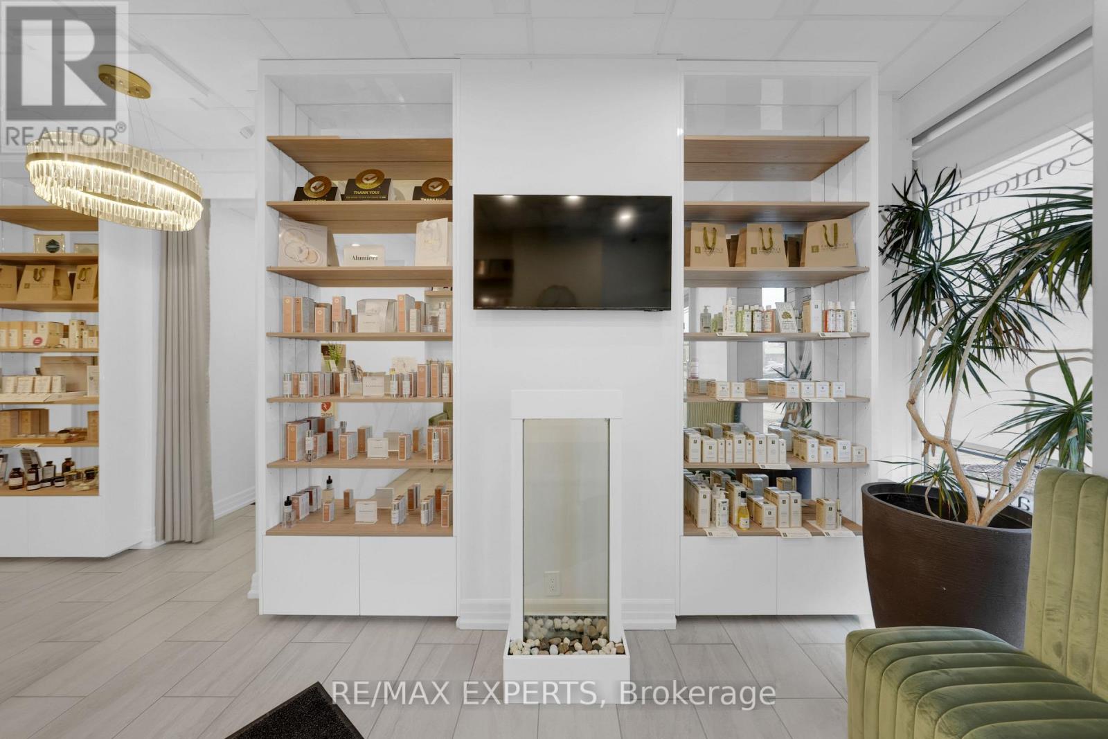 22c - 281 Woodbridge Avenue, Vaughan, Ontario  L4L 0C6 - Photo 8 - N13038666