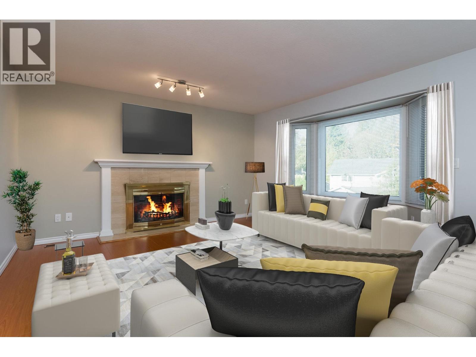 11310 Harrison Street, Maple Ridge, British Columbia  V2X 9P6 - Photo 2 - R3115370