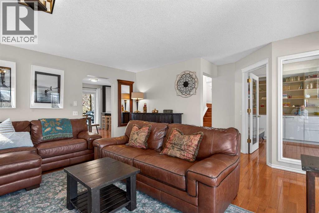 97 Tuscany Valley View Nw, Calgary, Alberta  T3L 2E8 - Photo 7 - A2298082