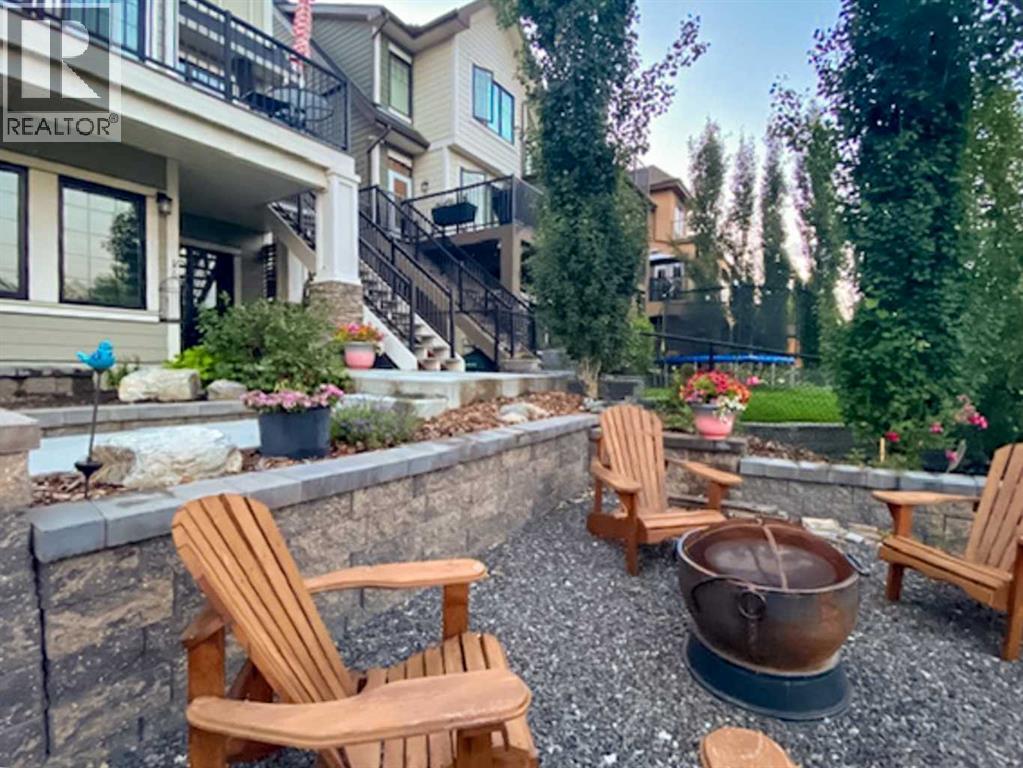 1117 Coopers Drive SW, Airdrie, Alberta  T4B 0Z8 - Photo 4 - A2299748