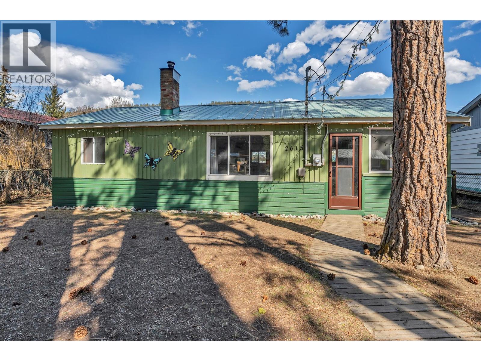 2615 Nicola Avenue, Coalmont-Tulameen, British Columbia  V0X 1W0 - Photo 3 - 10382688