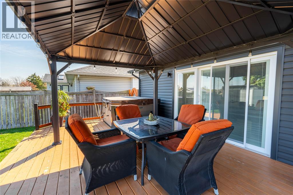 218 Paddock Green Circle, St Clair, Ontario  N0N 1G0 - Photo 34 - 26008503