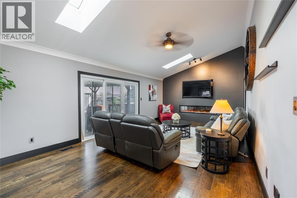 218 Paddock Green Circle, St Clair, Ontario  N0N 1G0 - Photo 6 - 26008503