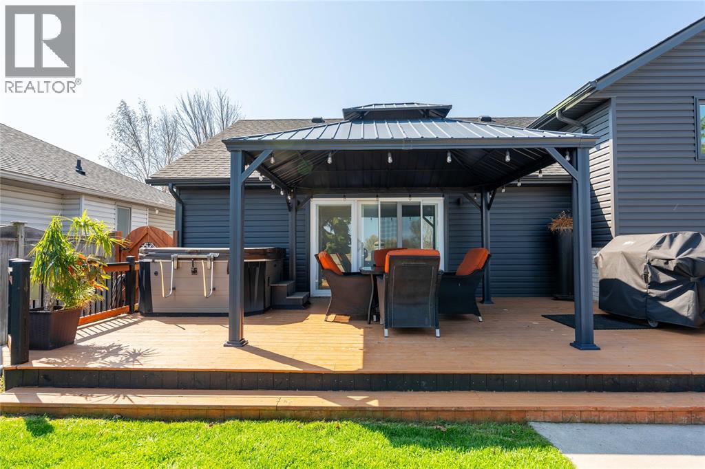 218 Paddock Green Circle, St Clair, Ontario  N0N 1G0 - Photo 36 - 26008503