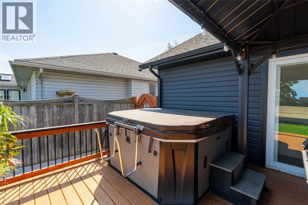 218 Paddock Green Circle, St Clair, Ontario  N0N 1G0 - Photo 35 - 26008503