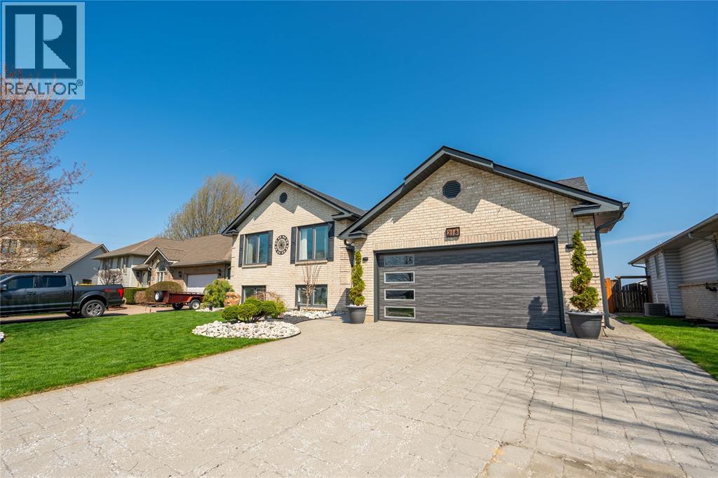 218 Paddock Green Circle, St Clair, Ontario  N0N 1G0 - Photo 2 - 26008503